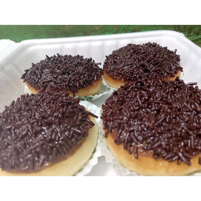 

Donat isi 9