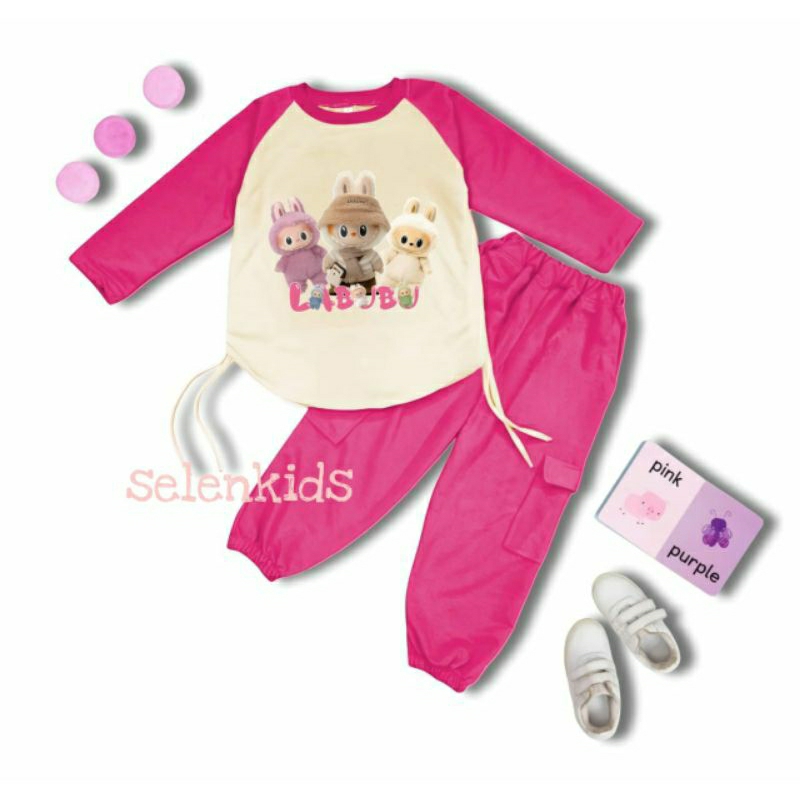 SETELAN ANAK PEREMPUAN TALI SERUT SAMPING MOTIF LABUBU CELANA PANJANG JOGER USIA 3-10TAHUN