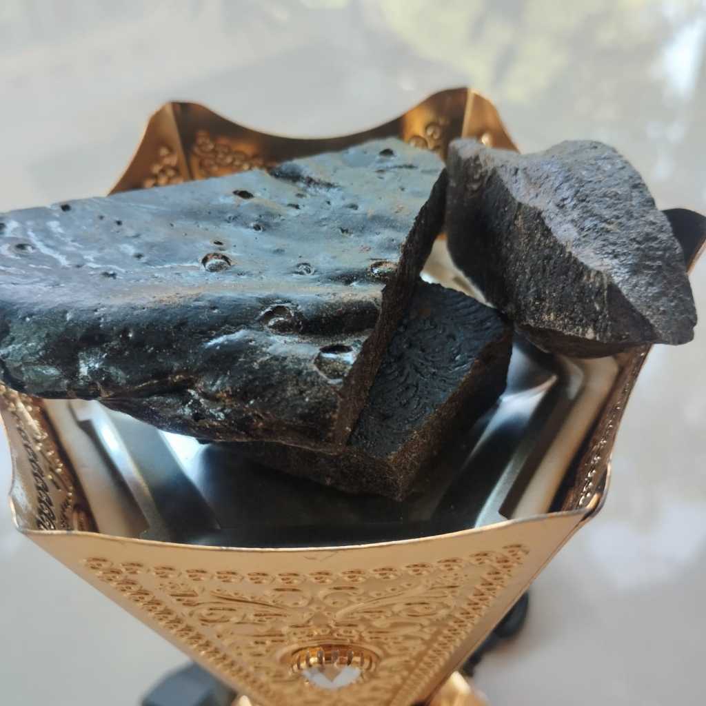 Menyan Aspal, Menyan Hitam, Kemenyan Wangi