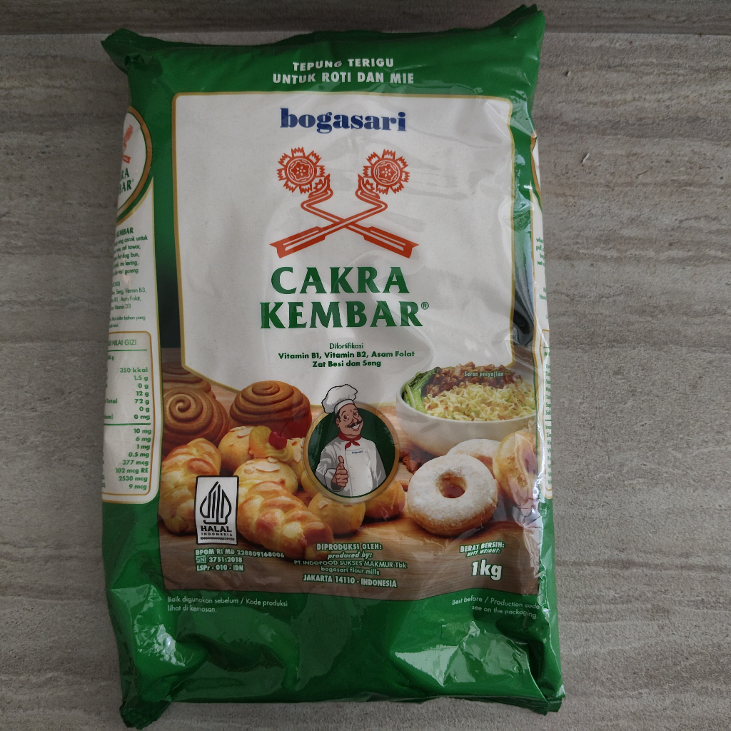 

Tepung Terigu Bogasari Cakra Kembar 1kg