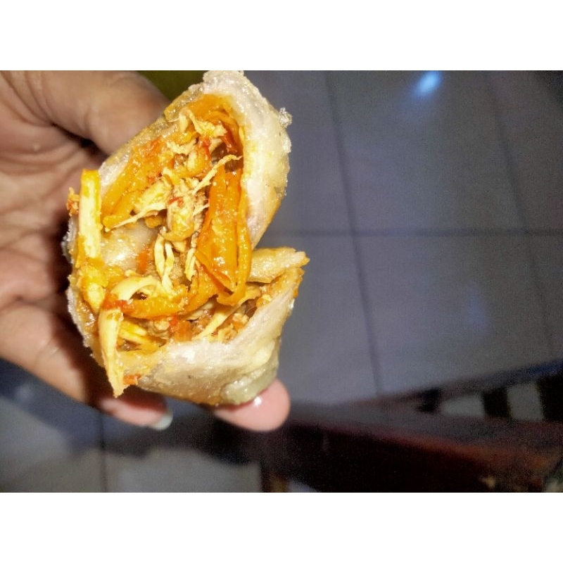 

CIRENG ISI AYAM SUWIR PEDAS ISI 10