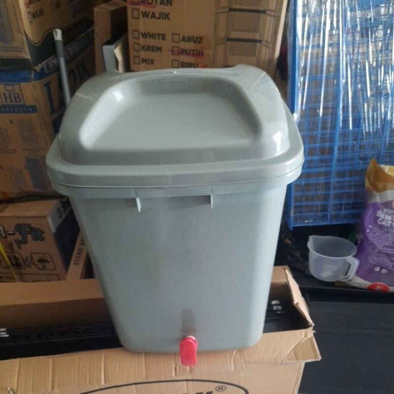 Bak ember plastik Wudhu 42 Liter Grey abu2