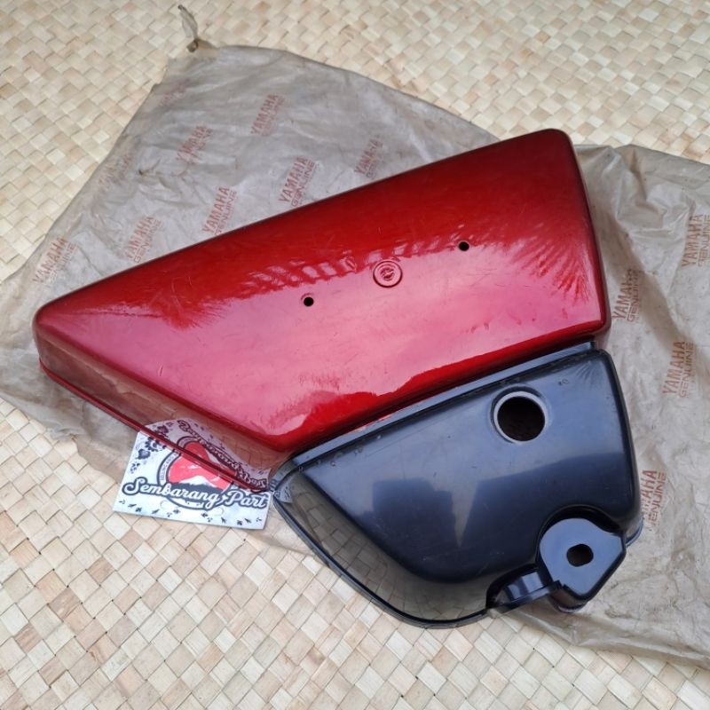 BOX COVER AKI KANAN YAMAHA L2S L2 SUPER ORIGINAL JAPAN