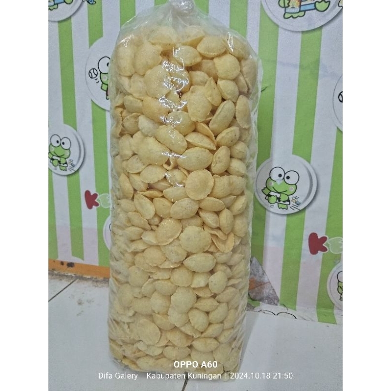 

TERMURAH 1 kg Ketembling / Gemblong / Ketempling singkong produk UMKM kab. Kuningan