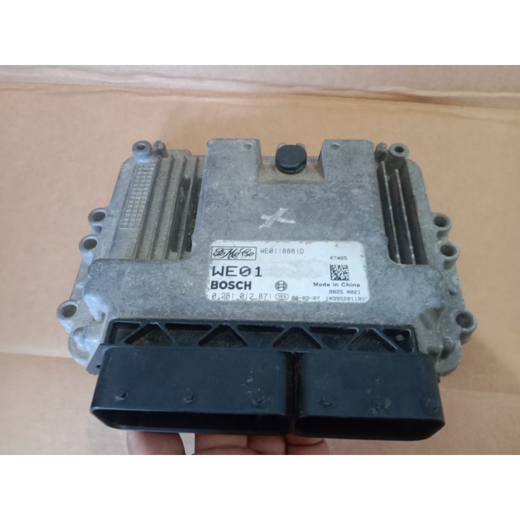 MUNGKIN RUSAK ATAU MATI Ecu ford ranger everest 3.000cc  4X4 UAL APA ADANYA ECM KOMPUTER MOBIL