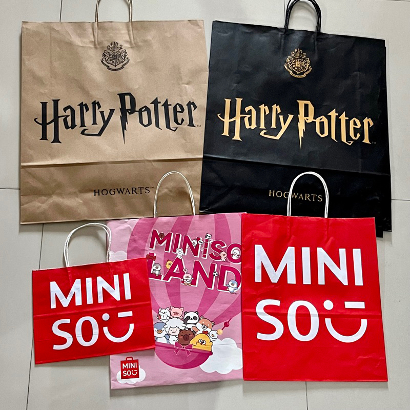 

Miniso x Harry Potter Paper Bag / Paper Bag Miniso Land