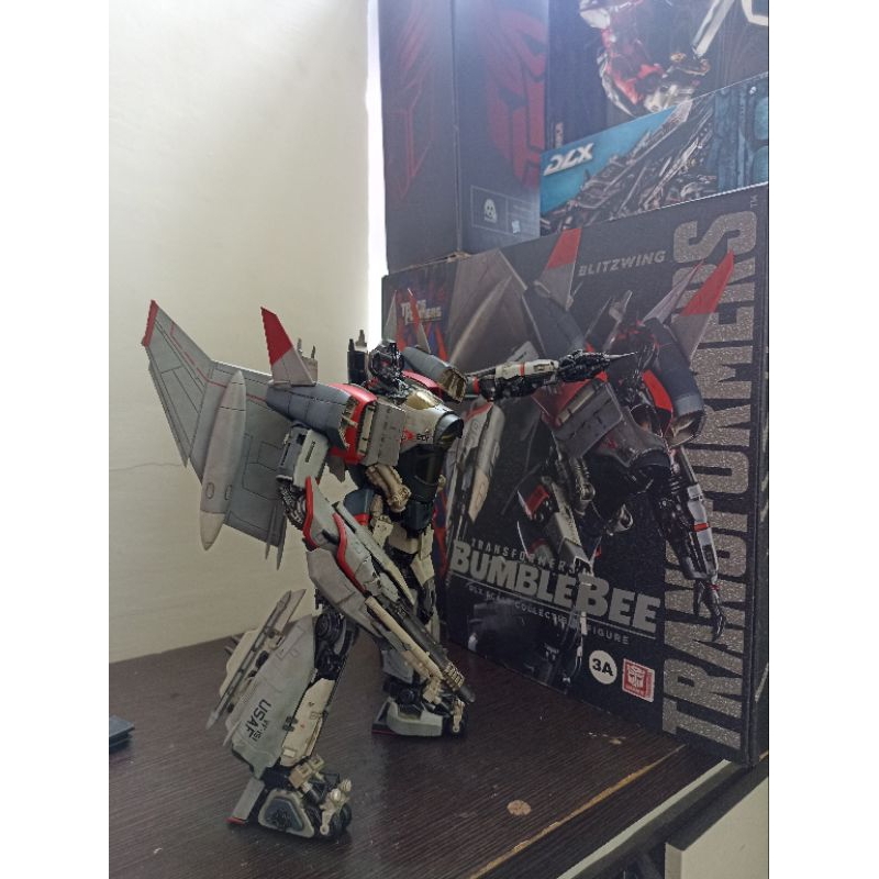 THREEZERO BLITZWING TRANSFORMERS BUMBLEBEE DLX