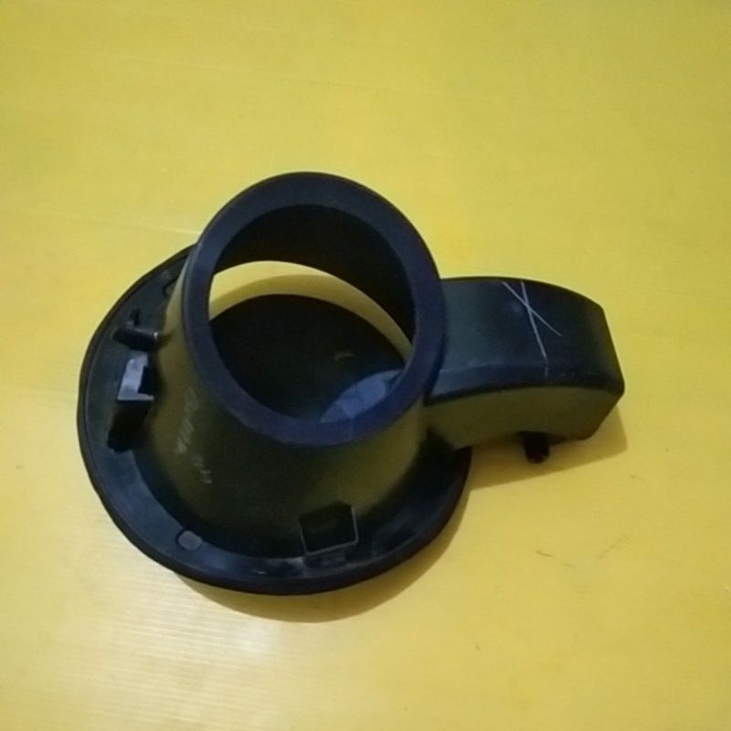 engsel cover box tangki bensin Avanza grand Veloz 77308-BZ040 original