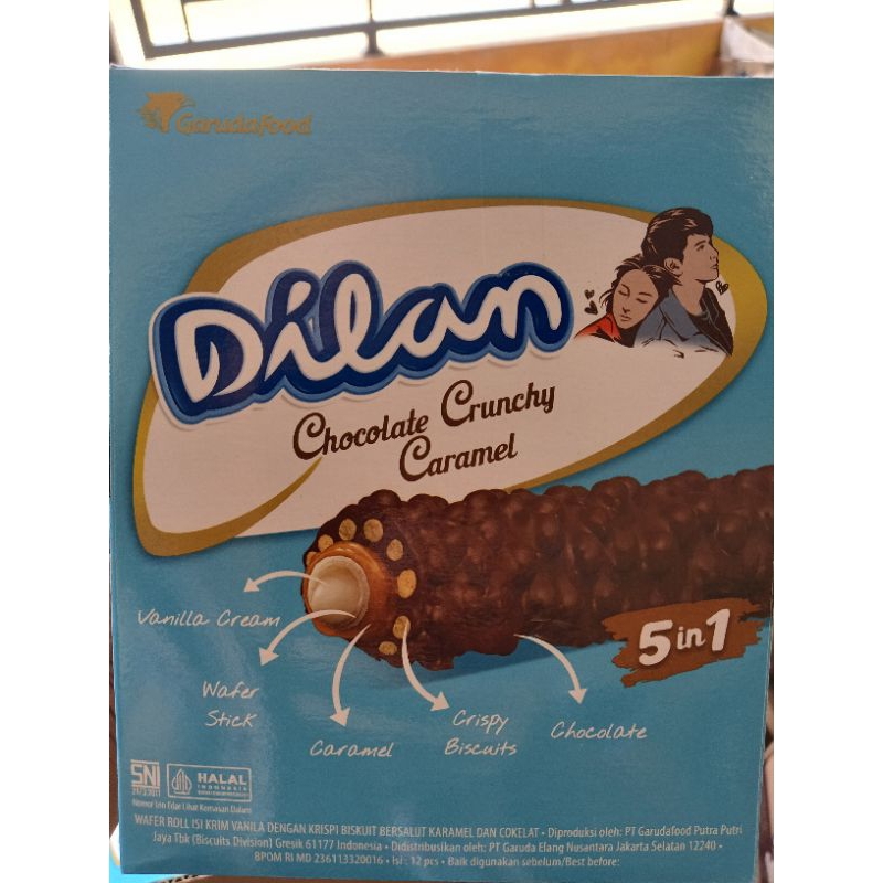 

Dilan wafer roll krim vanilla crispy cokelat 1 box isi 12 pcs