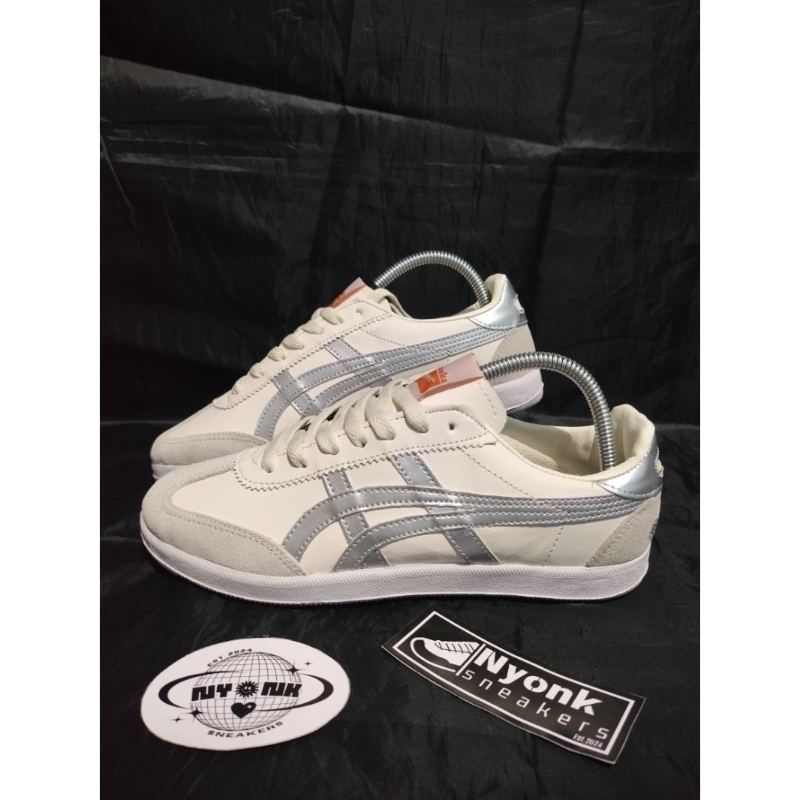 Onitsuka Tiger Tokuten cream grey