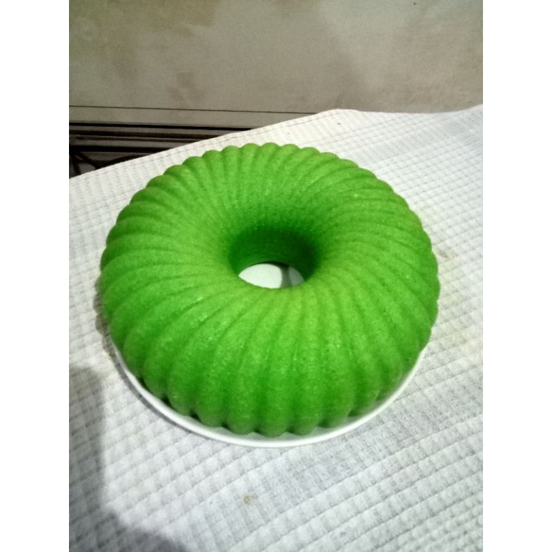 

Bolu Pandan Kukus diameter 24 cm