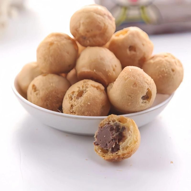

Soes Chocolate/sus cokelat lumer isi 500gram/cemilan insti