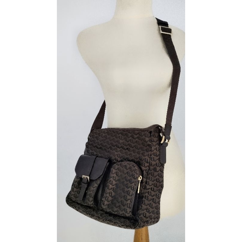 *A5 Tas Selempang Merk Bonia