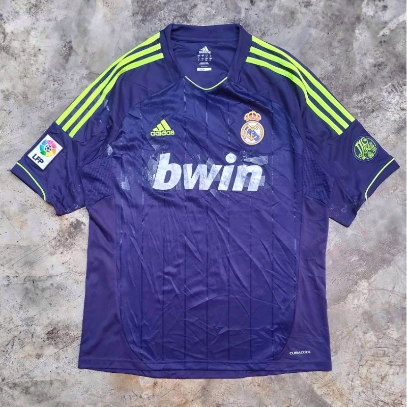 JERSEY AWAY REAL MADRID 2014