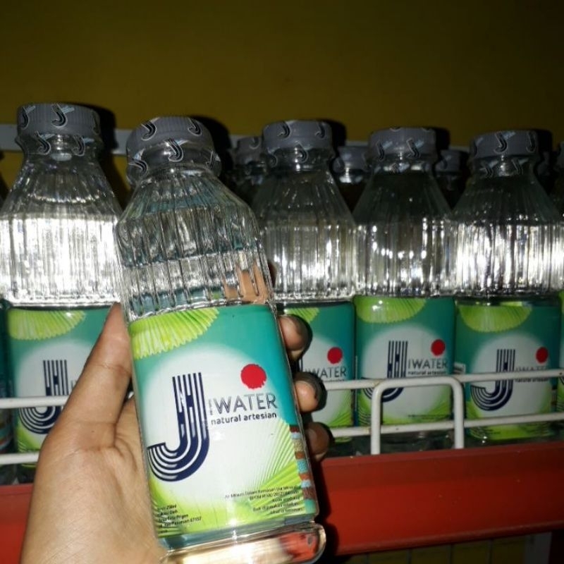 J Water 250ml natural Artesian water Jiwater murah