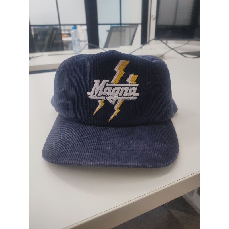 Topi Vintage Magna Thunder Bolt Corduroy