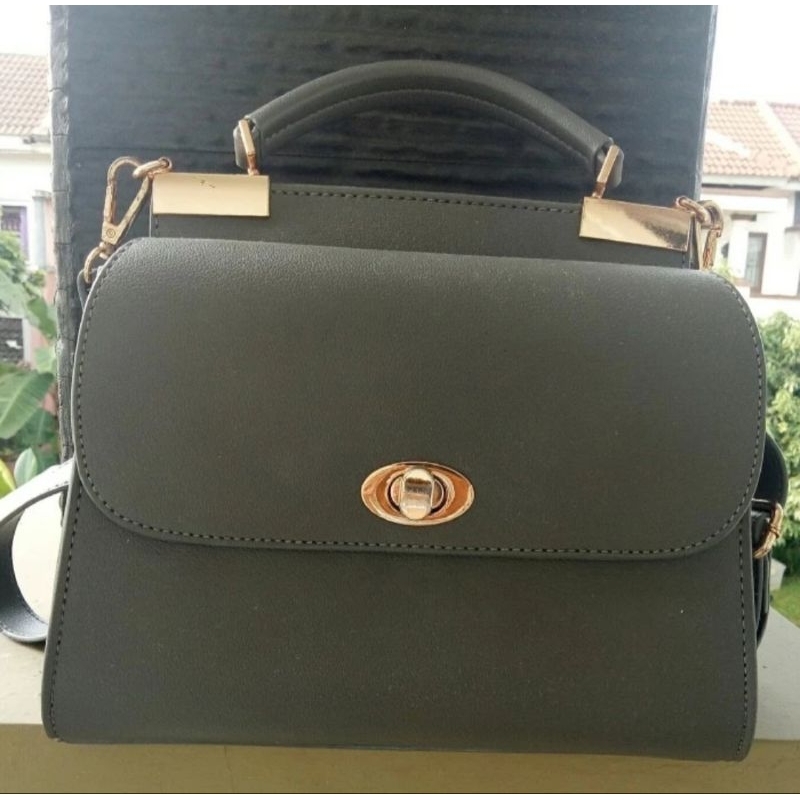 PRELOVED - Tas Pesta Selempang Wanita Fladeo Kulit Sling Bag Bekas