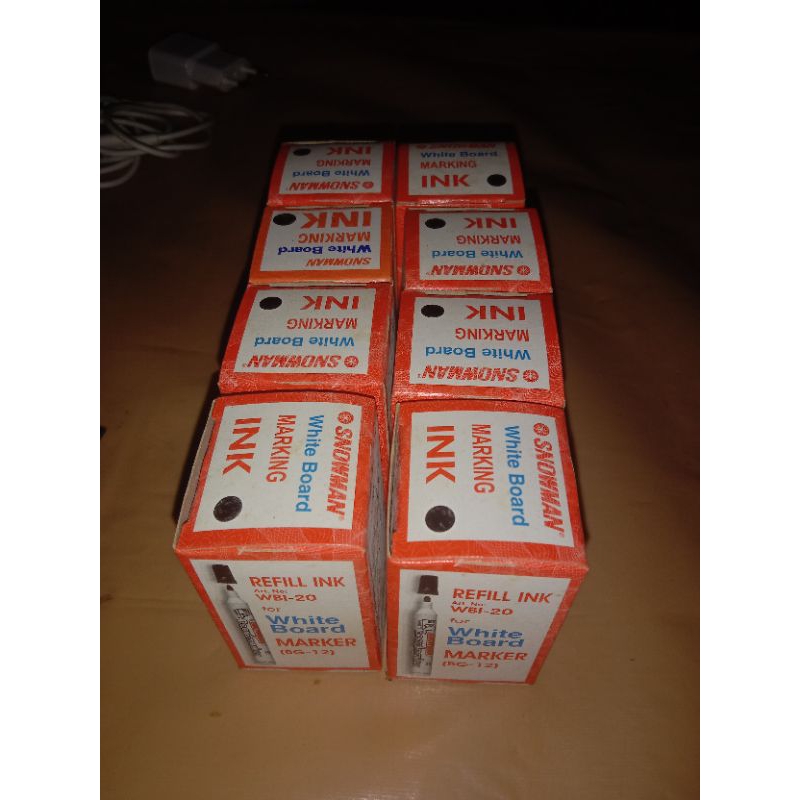 

tinta spedol white board hitam