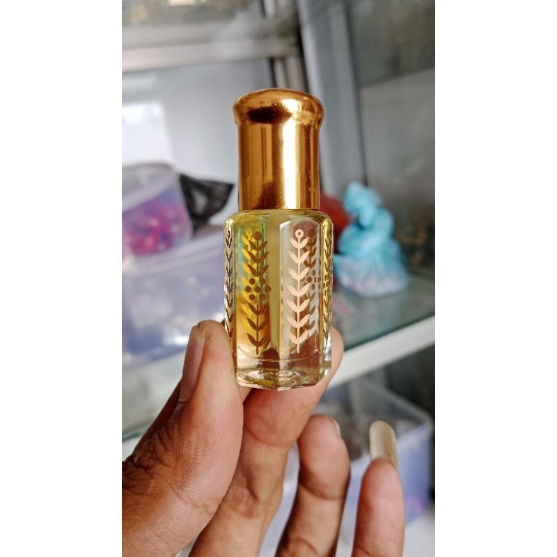 sulingan murni minyak Cendana Kupang isi 6ml