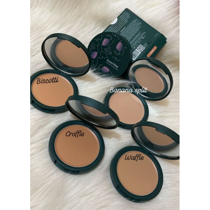 FOUNDATION PADAT LUXCRIME