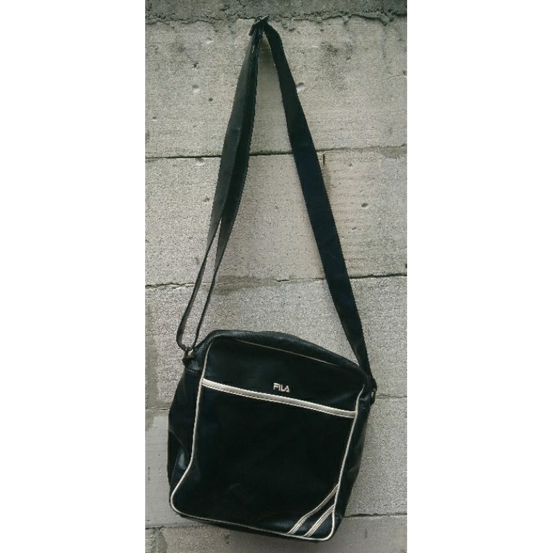 FILA Tas Slempang Sling Bag Original Seken