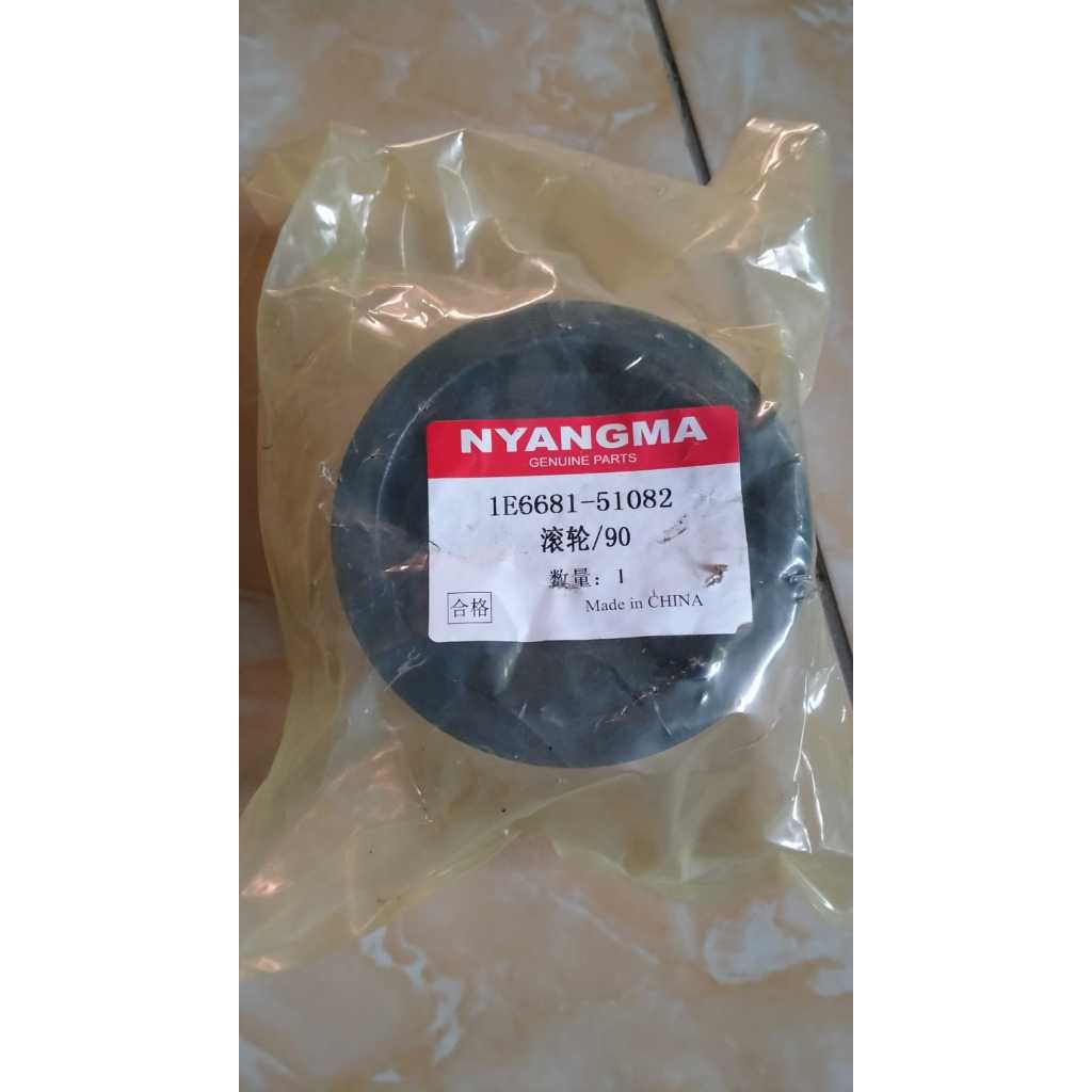 Mesin Yanmar Combine Harvester, PULLEY TENSION 90,1E6681-51082