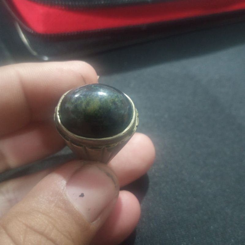 Batu akik bacan blue elektrik lawas