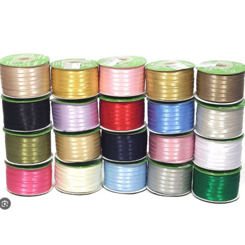 

Pita satin 1/8 inch atau 0,3cm Per Roll