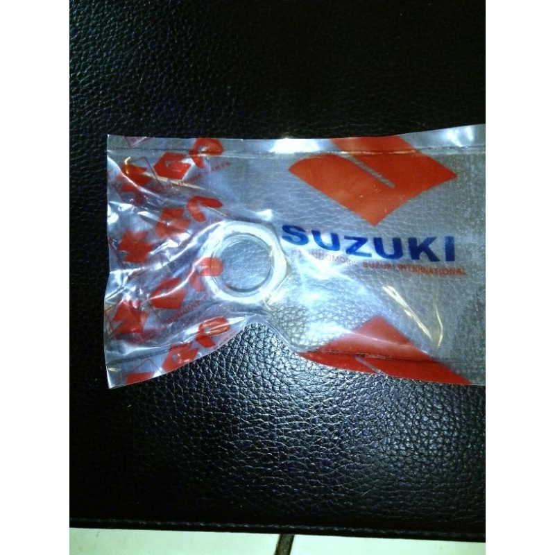 Mur kuncian Nut gear gir gigi tarik depan SUZUKI THUNDER 125