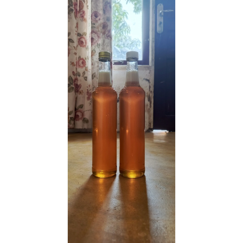 

Madu lebah Asli murni Hutan kalimantan