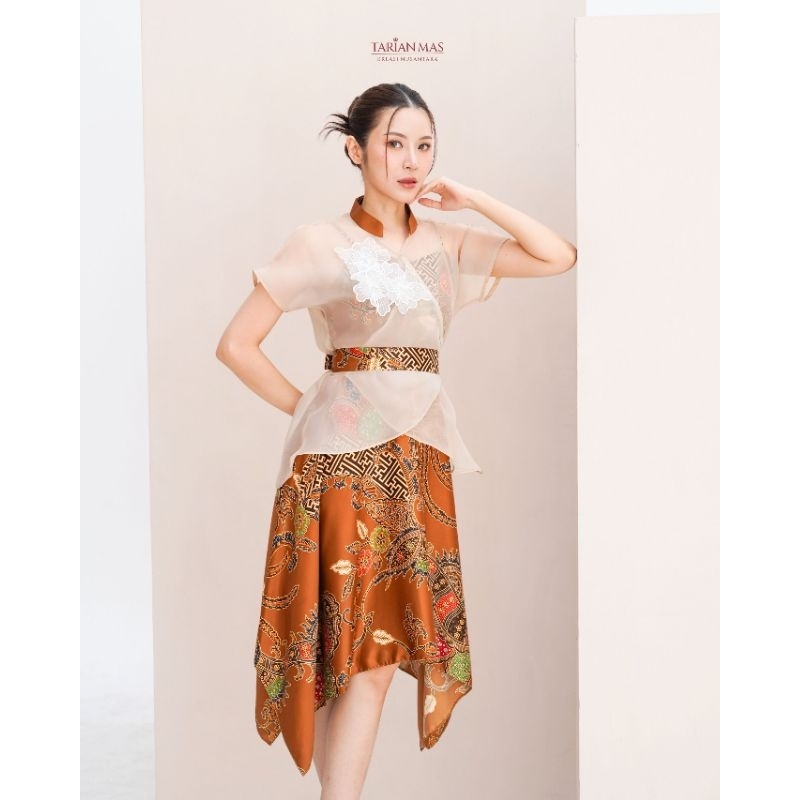Micheelia Set Batik Modern By Tarian Mas