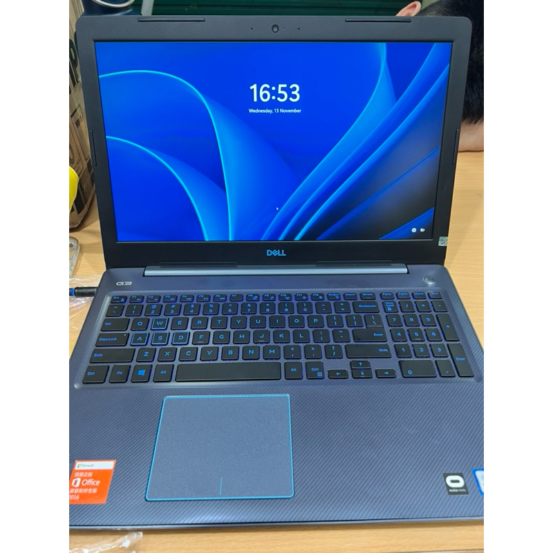 Laptop gaming-Dell Inspiron 3579 (G3 15) i7-8th ssd 128+500 GTX 1060 win10