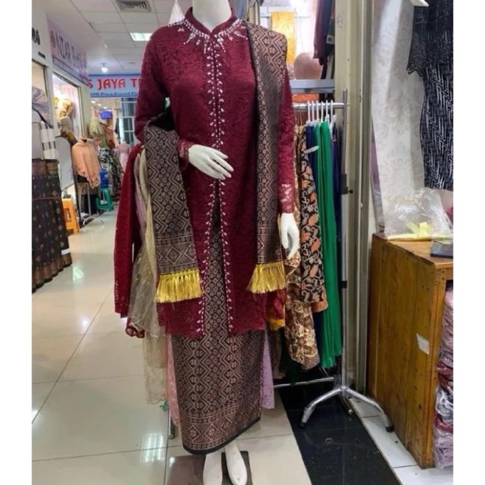 Boom set kebaya selendang  kebaya brokat  kebaya  brokat selendang  dress kondangan