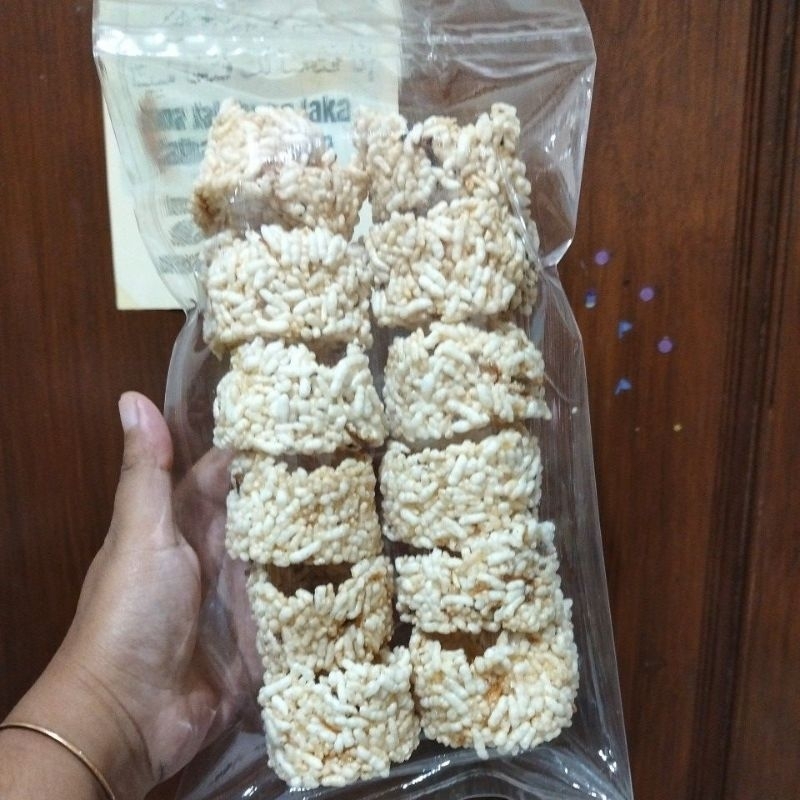 

RENGGINANG GORENG CAP TIGA MERPATI