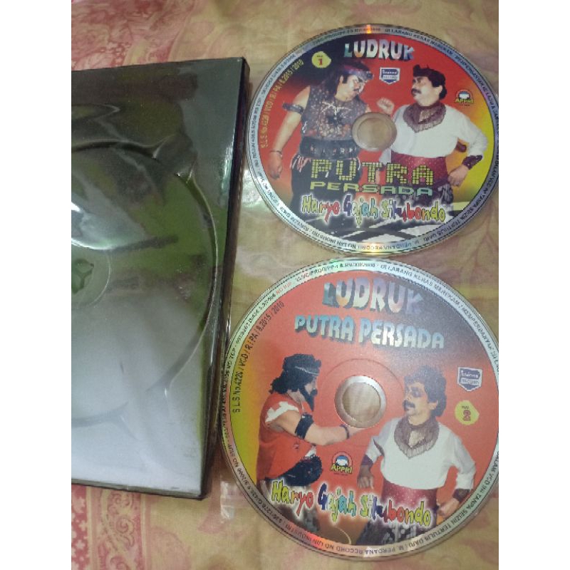 KASET VCD LUDRUK PUTRA PERSADA HARYO GAJAH SITUBONDO 2 DISC TANPA COFER BONUS BOX