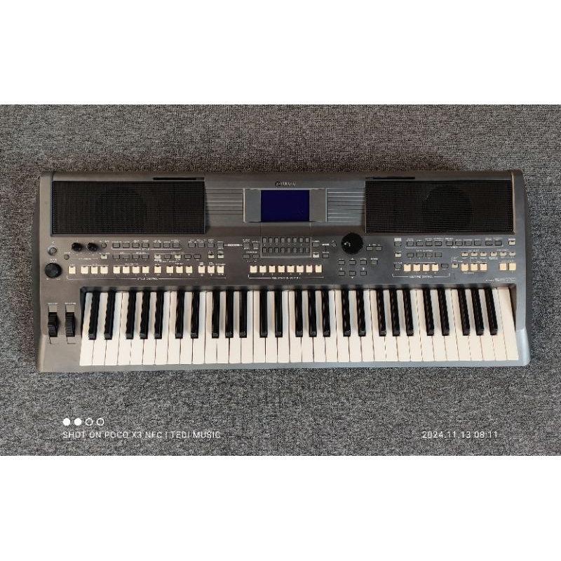 Yamaha PSR-S670 - Keyboard Yamaha PSR 670 second bekas