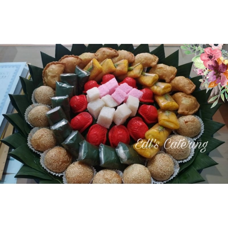 

KUE TAMPAH EDL'S CATERING