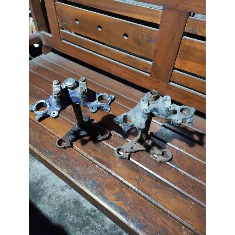 segitiga atas bawah gl100 original T atas bawah gl100