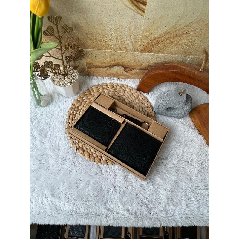 dompet cowok branded coach