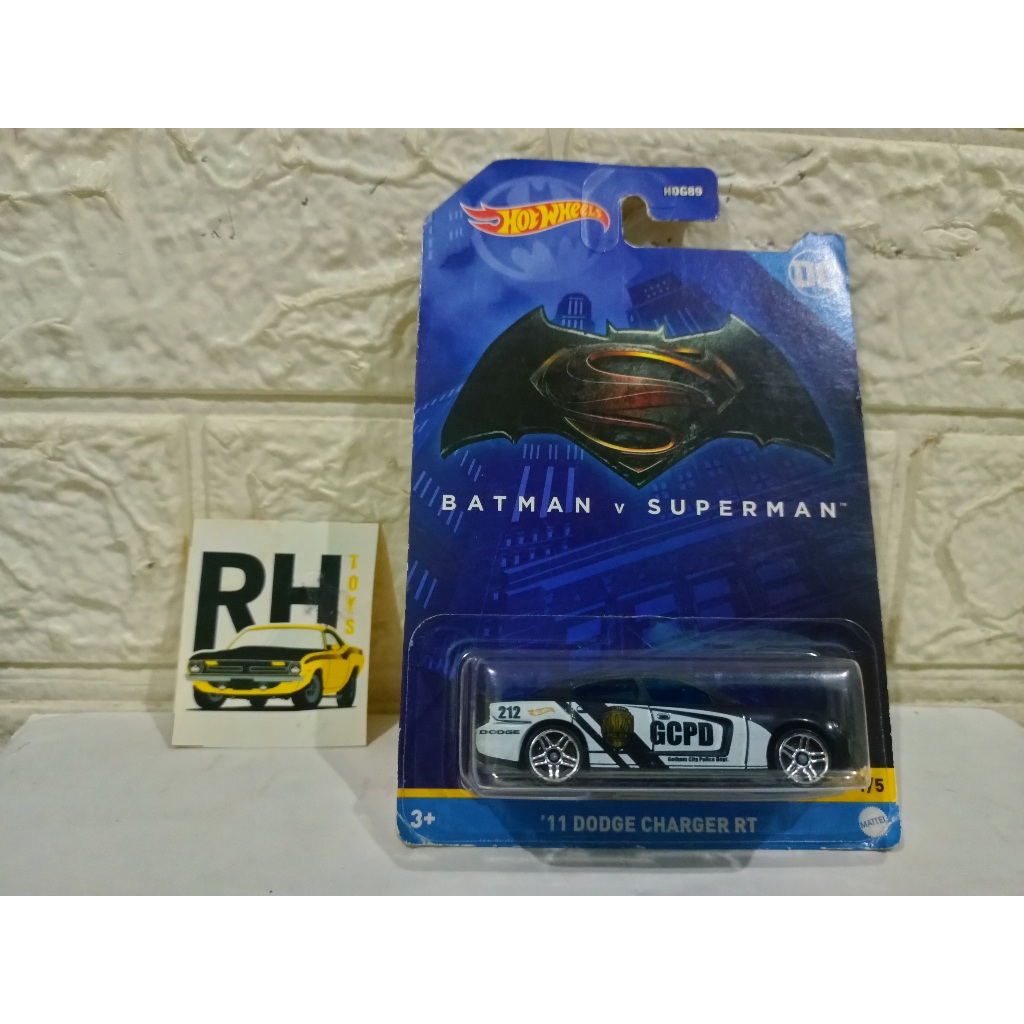 Hot Wheels 11 Dodge Charger RT Batman Superman
