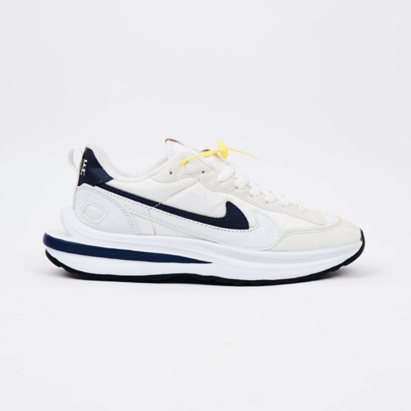 Sepatu Sneakers Sport Pria Nike Sacai Import Made In Vietnam