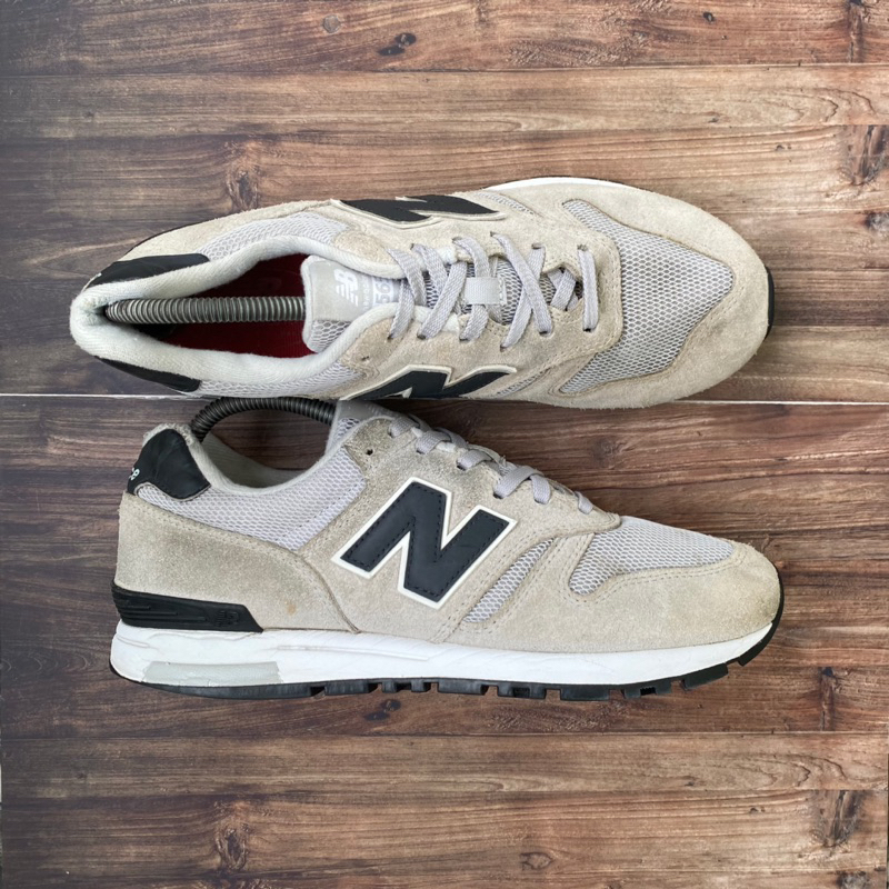 NB 565 | 40.5 (25.5 cm)