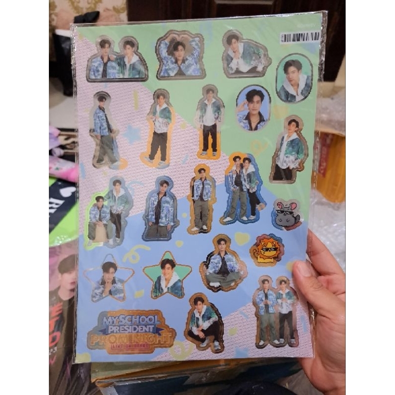 

Sticker Konser GMMTV