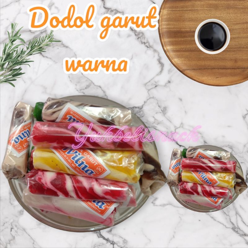 

Dodol Garut Warna / dodol Garut zebra/dodol enak dan lezat /oleh oleh /dodol garut kiloan/ 1000gr