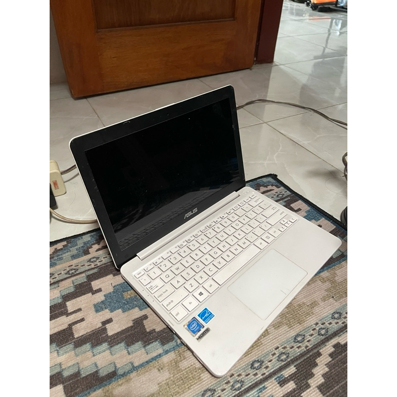 ASUS NOTEBOOK