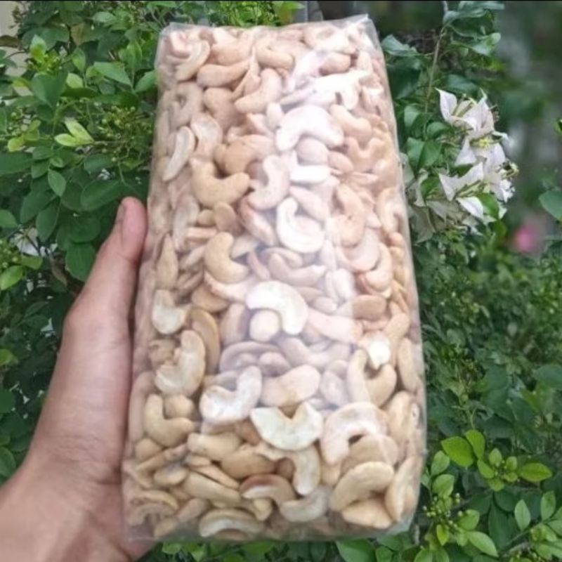 

Kacang Mede Pecahan/Patahan mentah 1kg