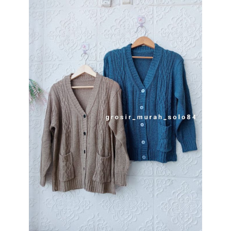 Cardigan Rajut Wanita Yolanda Bahan Tebal Halus