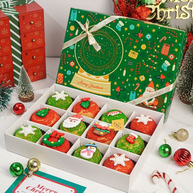 

Craqueline Big Box Christmas / Hampers Kue Natal / Hampers Gift / Kue Soes Craqueline Natal