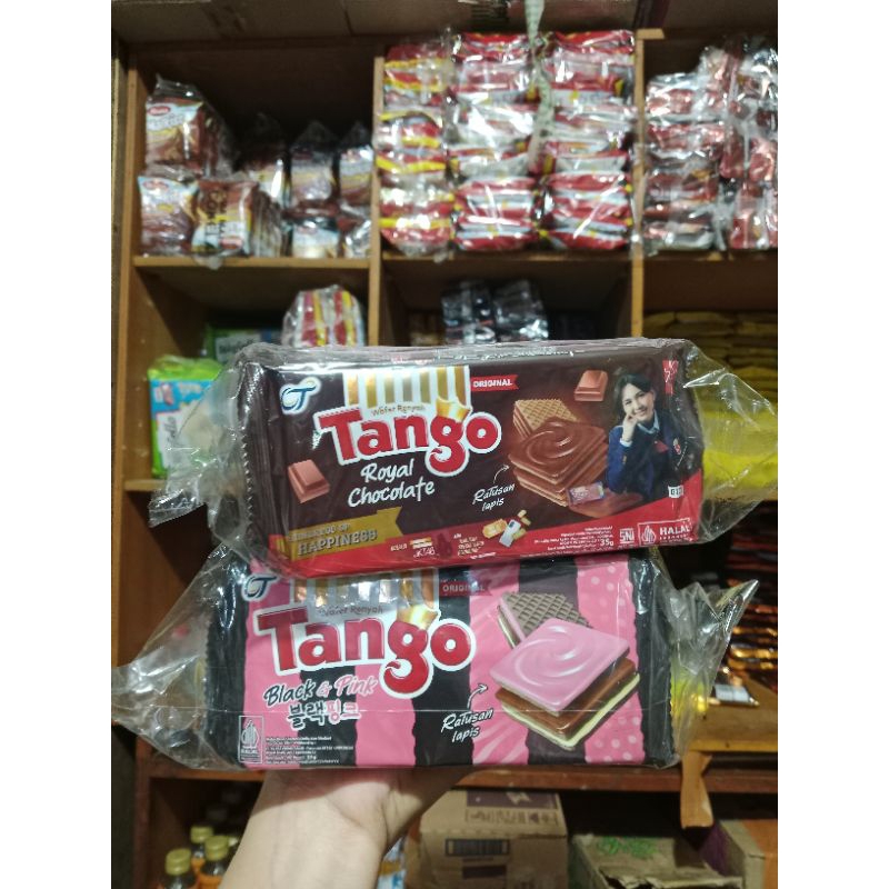 

Wafer Tango 35g isi 10pcs blackpink