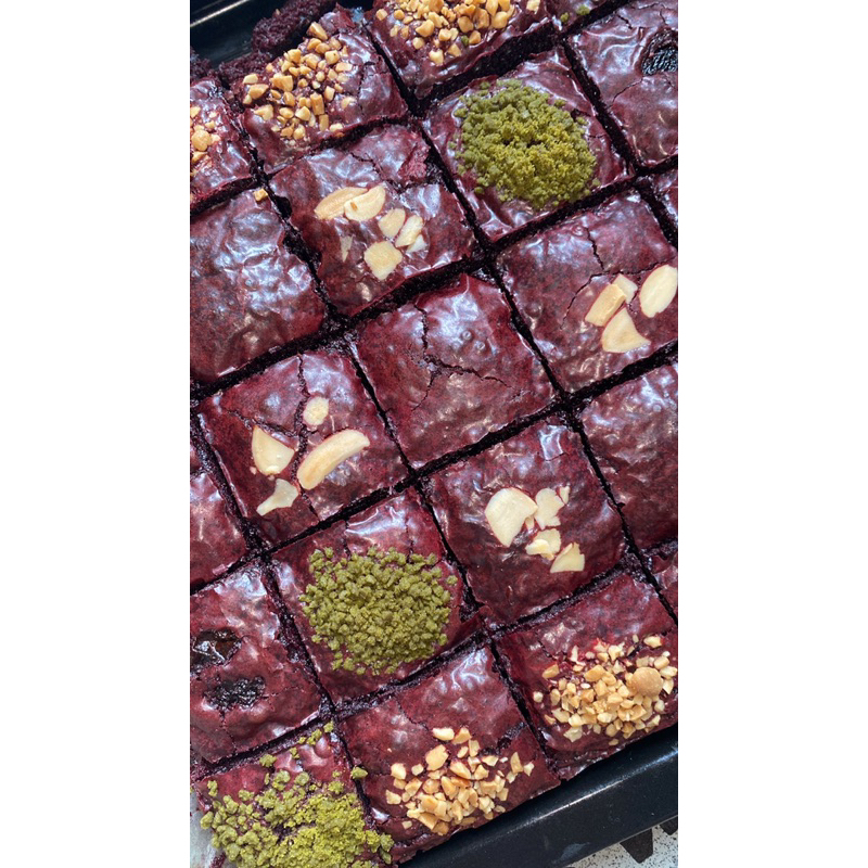 

Fudgy Brownies Redvelvet uk Large